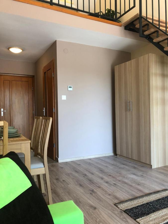 Castellum Apartmanhaz ยูลา ภายนอก รูปภาพ
